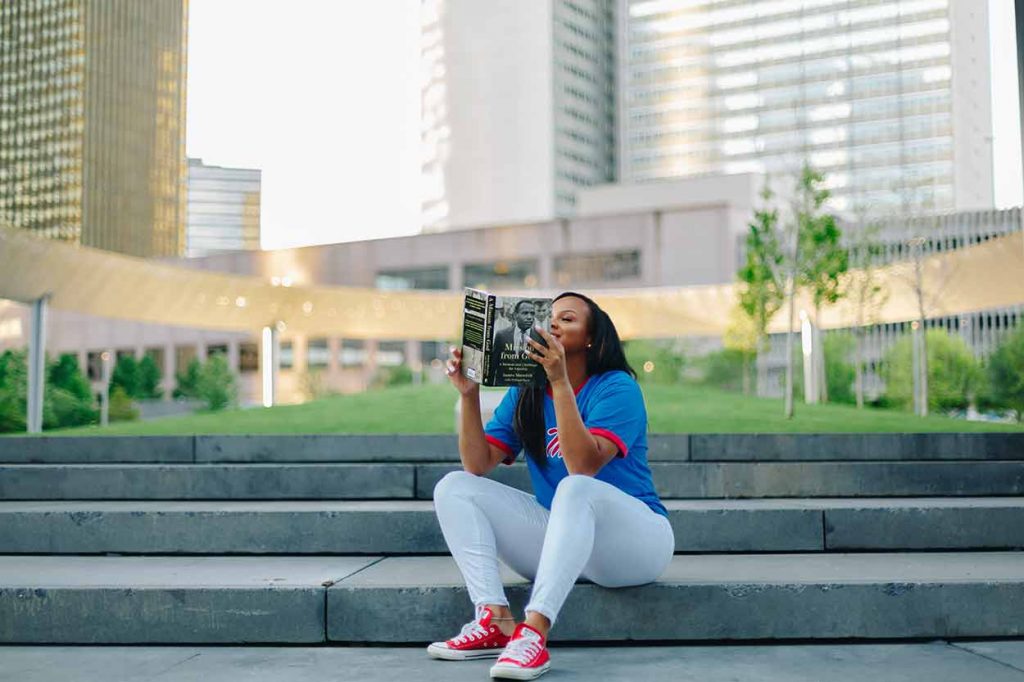 Jasmine Meredith reading book